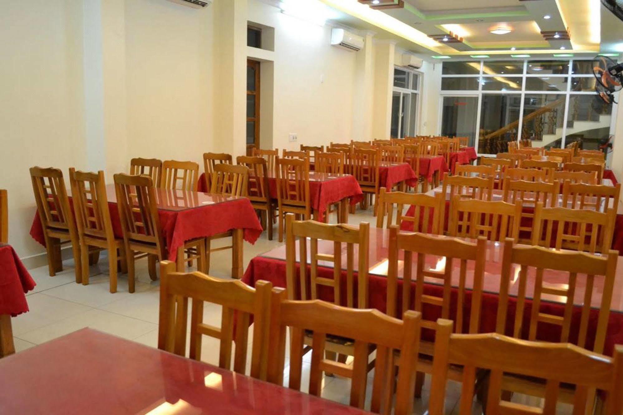 Hoang Ngoc Hotel Dong Khe Sau Dış mekan fotoğraf