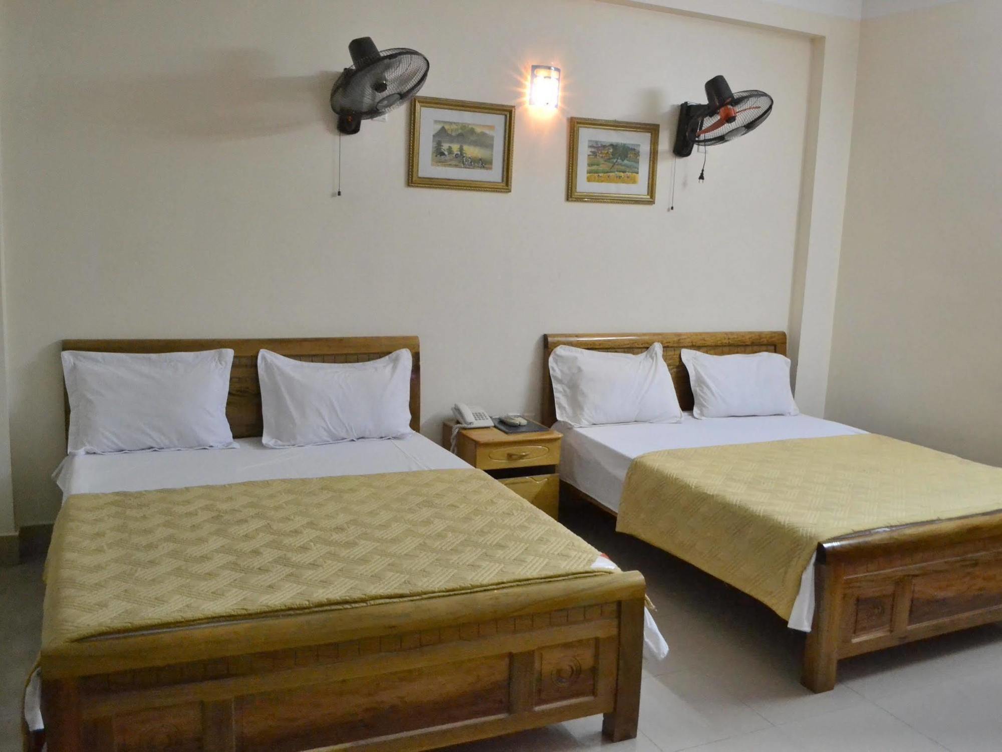 Hoang Ngoc Hotel Dong Khe Sau Dış mekan fotoğraf