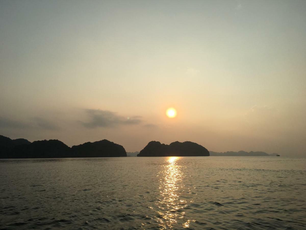 Hoang Ngoc Hotel Dong Khe Sau Dış mekan fotoğraf